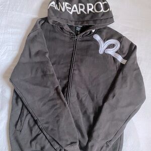 Roc a wear sweat shirt